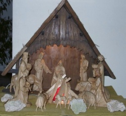Vahrenwalder Krippe mit Figuren